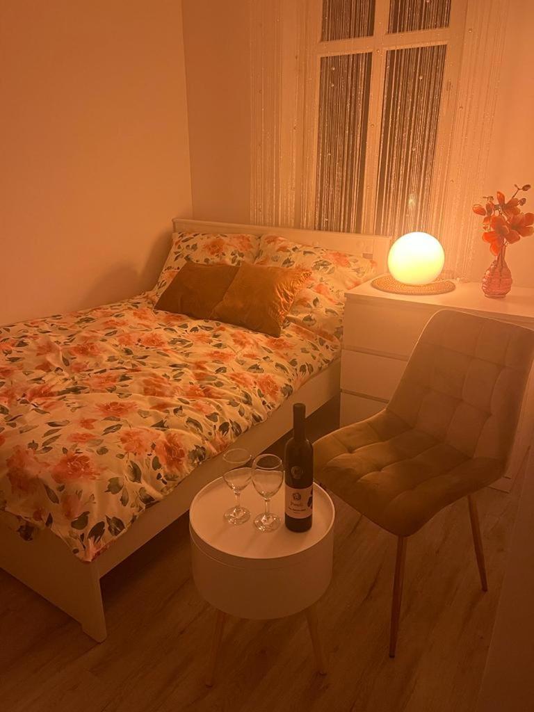 Keyif Apartamenty Katowice Szoba fotó